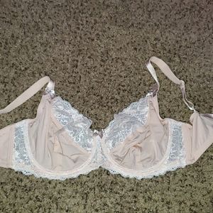 Adore me Cream and white lace bra